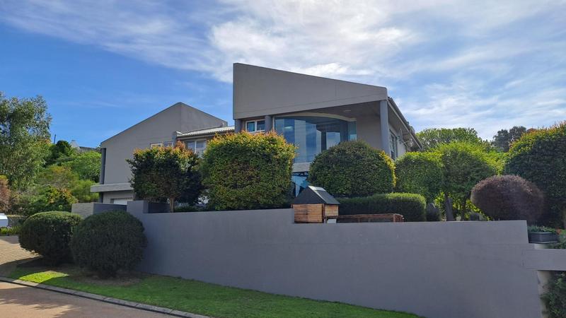 5 Bedroom Property for Sale in Stilbaai Wes Western Cape